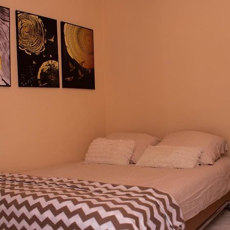 Luxury Studio Apartment Мостар Экстерьер фото